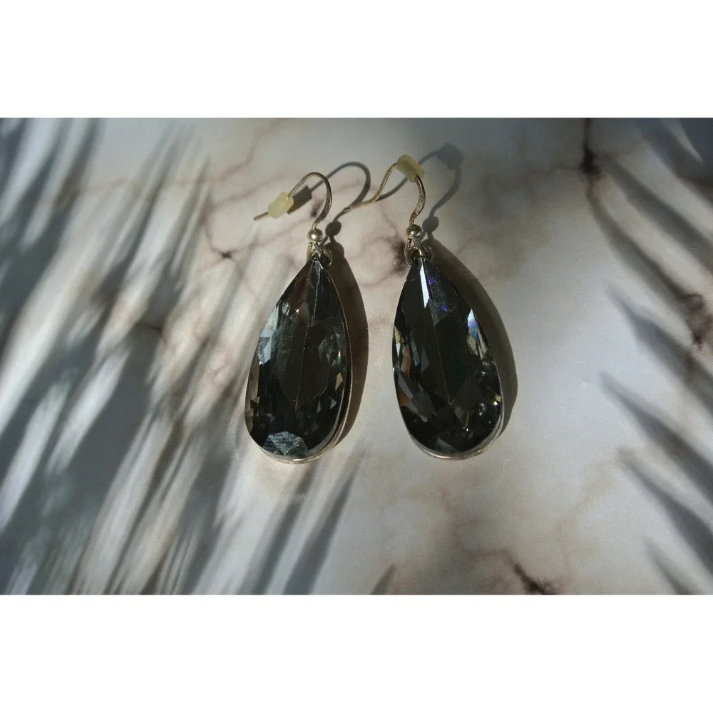 Banana Republic Smoked Grey Crystal Teardrop Dangle Earrings OS